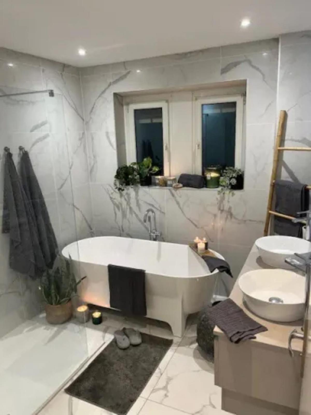 Soh Rent Villa Piscine Proche Strasbourg Tv - Wifi - Parking Lampertheim Kültér fotó